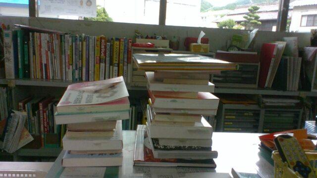図書委員会＿ブックハンティングをしました！